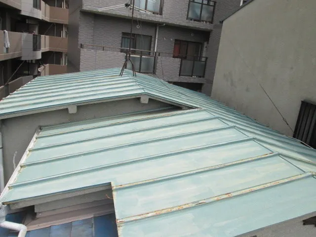 兵庫県西宮市　O様邸　鉄板屋根の塗装工事